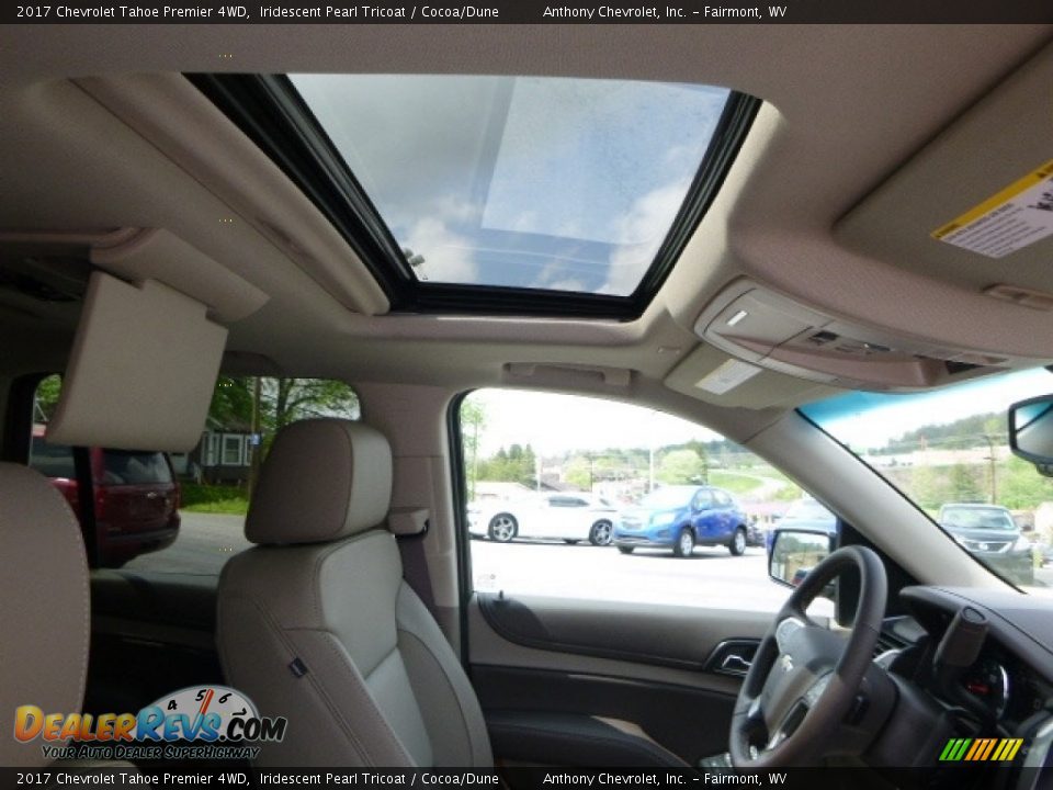 2017 Chevrolet Tahoe Premier 4WD Iridescent Pearl Tricoat / Cocoa/Dune Photo #5
