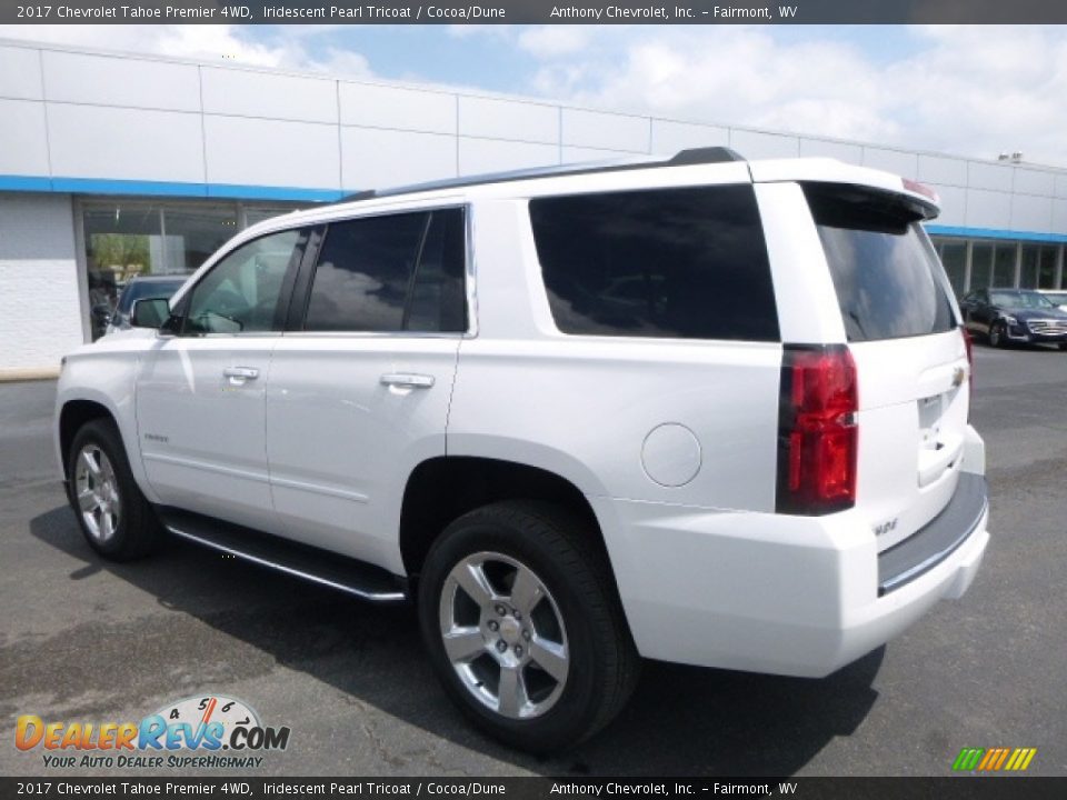 2017 Chevrolet Tahoe Premier 4WD Iridescent Pearl Tricoat / Cocoa/Dune Photo #11