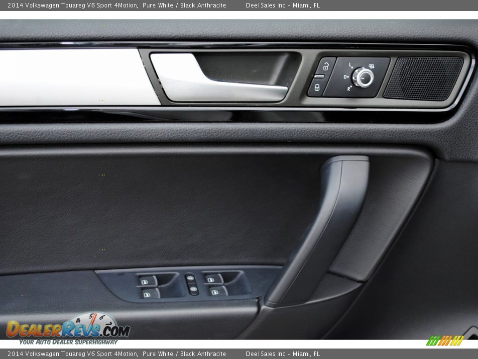 2014 Volkswagen Touareg V6 Sport 4Motion Pure White / Black Anthracite Photo #17