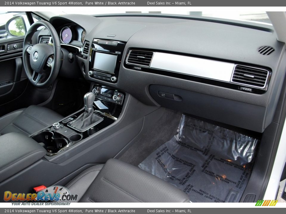 2014 Volkswagen Touareg V6 Sport 4Motion Pure White / Black Anthracite Photo #18