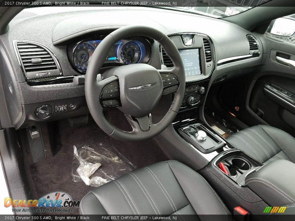 Black Interior - 2017 Chrysler 300 S AWD Photo #9