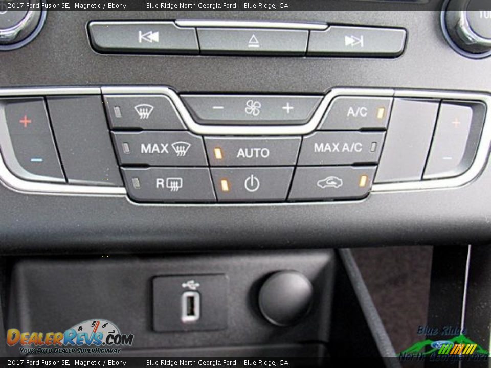 2017 Ford Fusion SE Magnetic / Ebony Photo #22