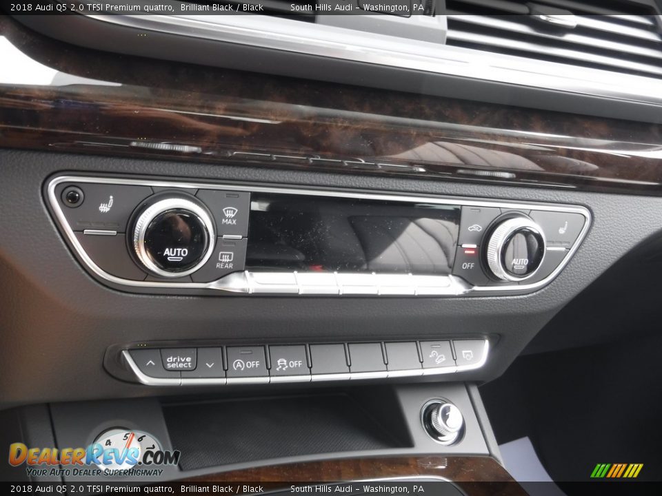 2018 Audi Q5 2.0 TFSI Premium quattro Brilliant Black / Black Photo #24