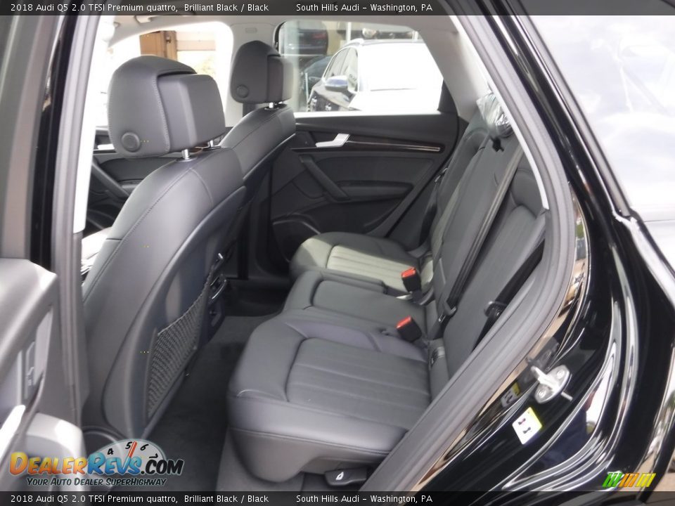 Rear Seat of 2018 Audi Q5 2.0 TFSI Premium quattro Photo #33