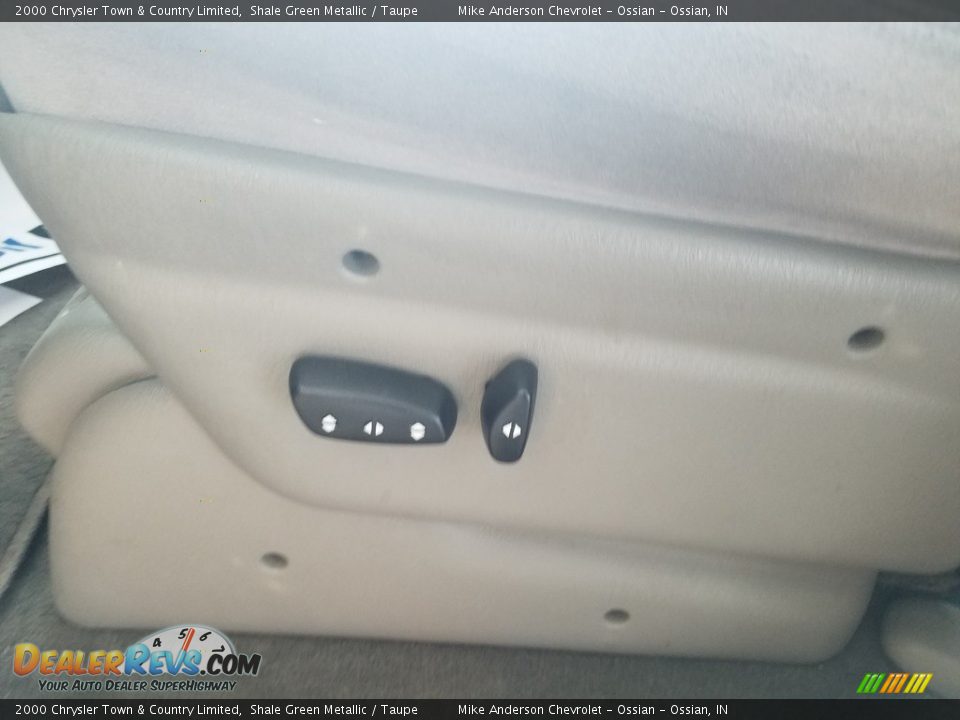 2000 Chrysler Town & Country Limited Shale Green Metallic / Taupe Photo #10