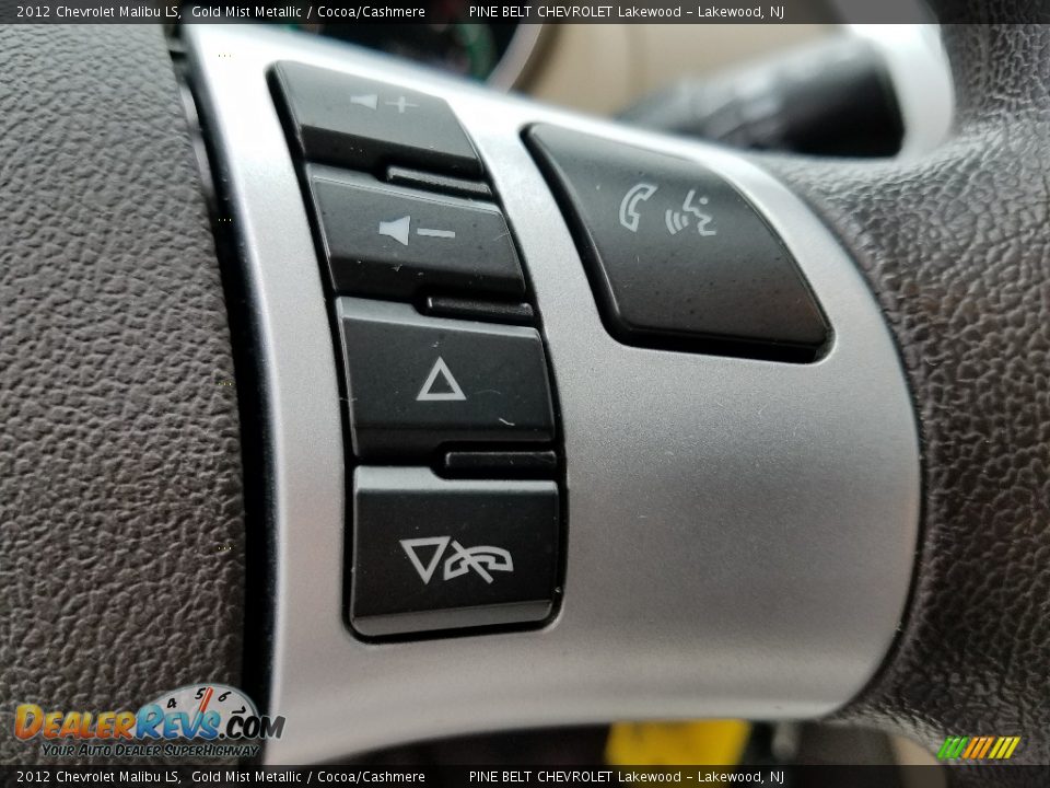 2012 Chevrolet Malibu LS Gold Mist Metallic / Cocoa/Cashmere Photo #18