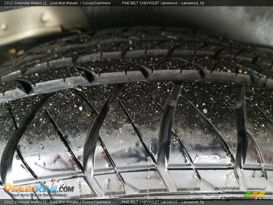 2012 Chevrolet Malibu LS Gold Mist Metallic / Cocoa/Cashmere Photo #26