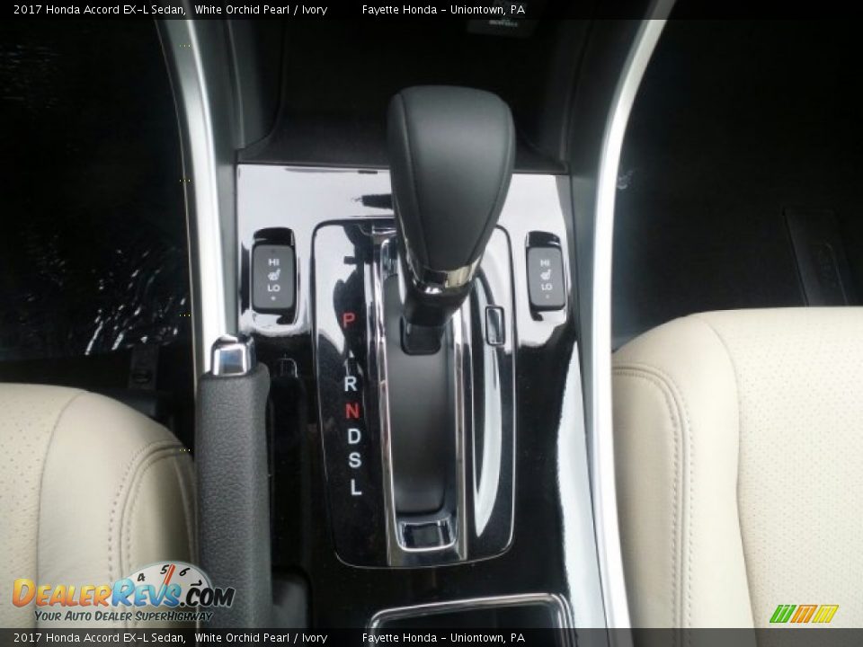 2017 Honda Accord EX-L Sedan White Orchid Pearl / Ivory Photo #17
