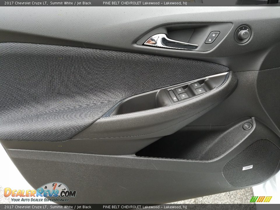 2017 Chevrolet Cruze LT Summit White / Jet Black Photo #6