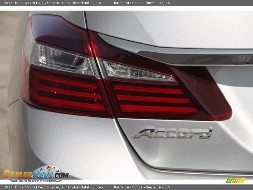 2017 Honda Accord EX-L V6 Sedan Lunar Silver Metallic / Black Photo #3