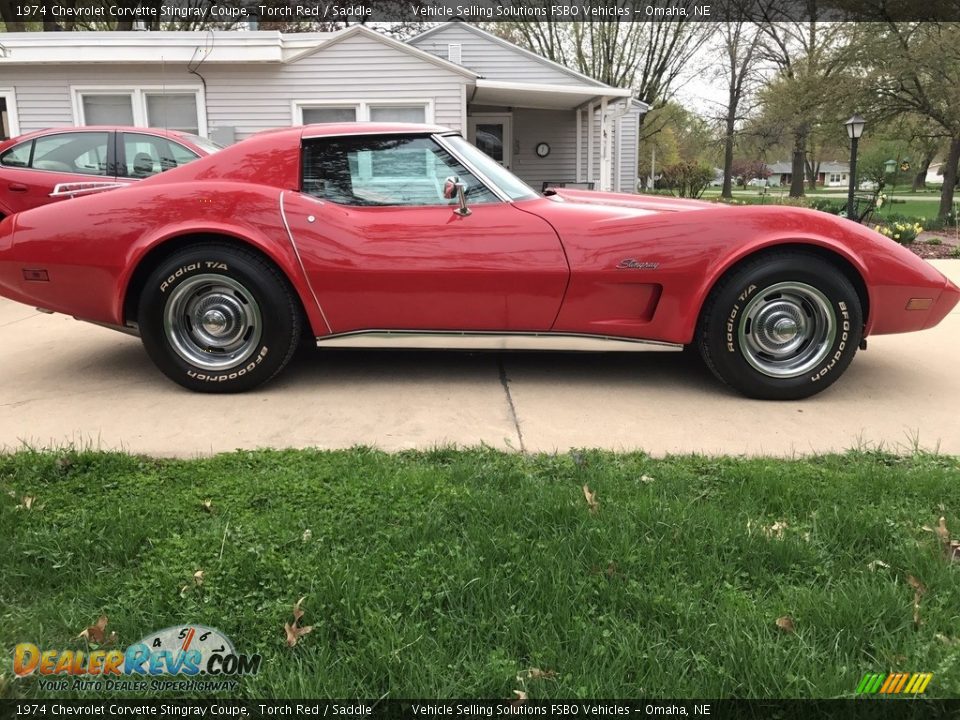 1974 Chevrolet Corvette Stingray Coupe Torch Red / Saddle Photo #2