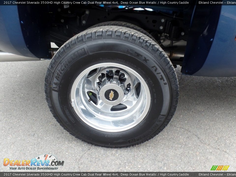 2017 Chevrolet Silverado 3500HD High Country Crew Cab Dual Rear Wheel 4x4 Wheel Photo #9