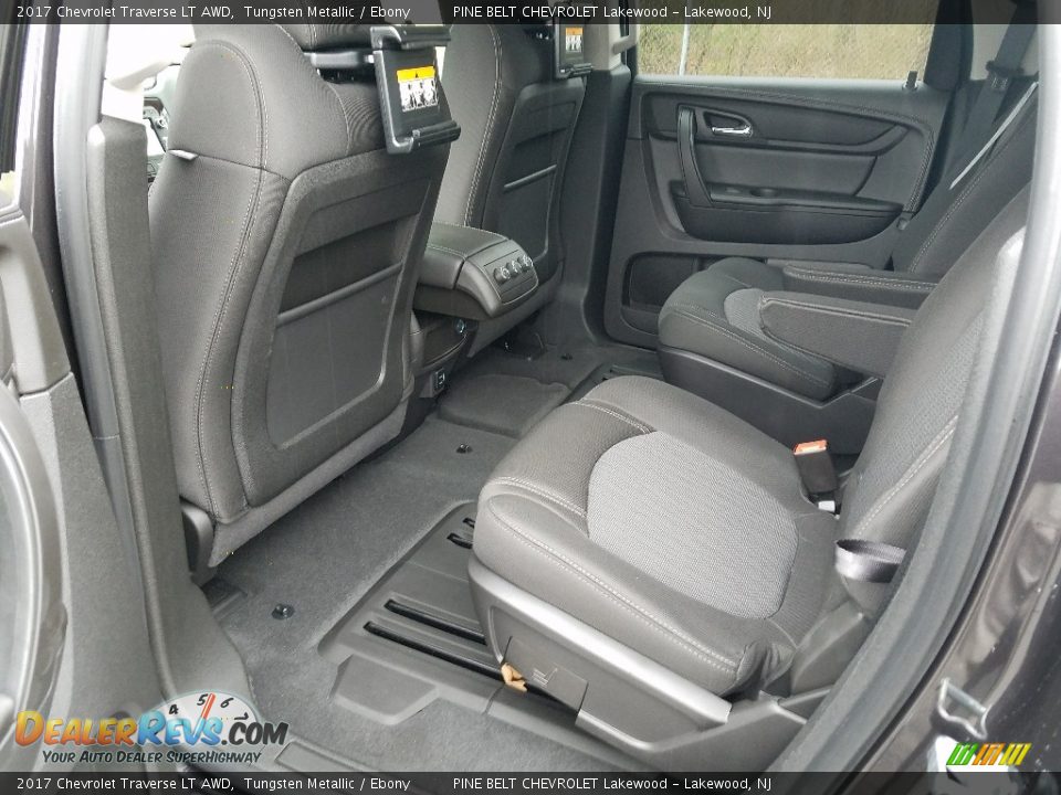 2017 Chevrolet Traverse LT AWD Tungsten Metallic / Ebony Photo #8