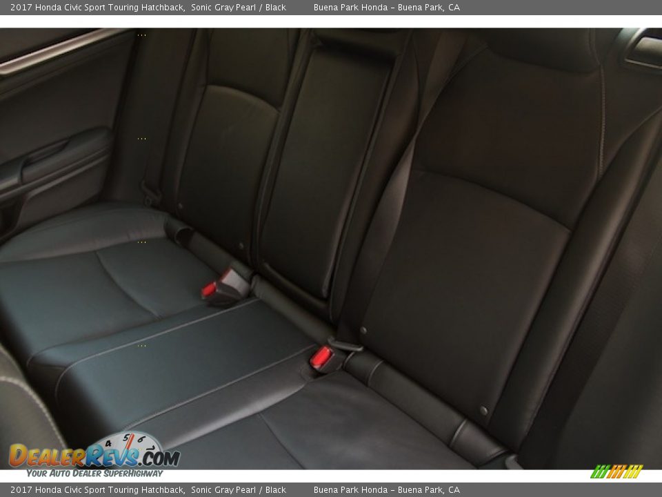 2017 Honda Civic Sport Touring Hatchback Sonic Gray Pearl / Black Photo #15