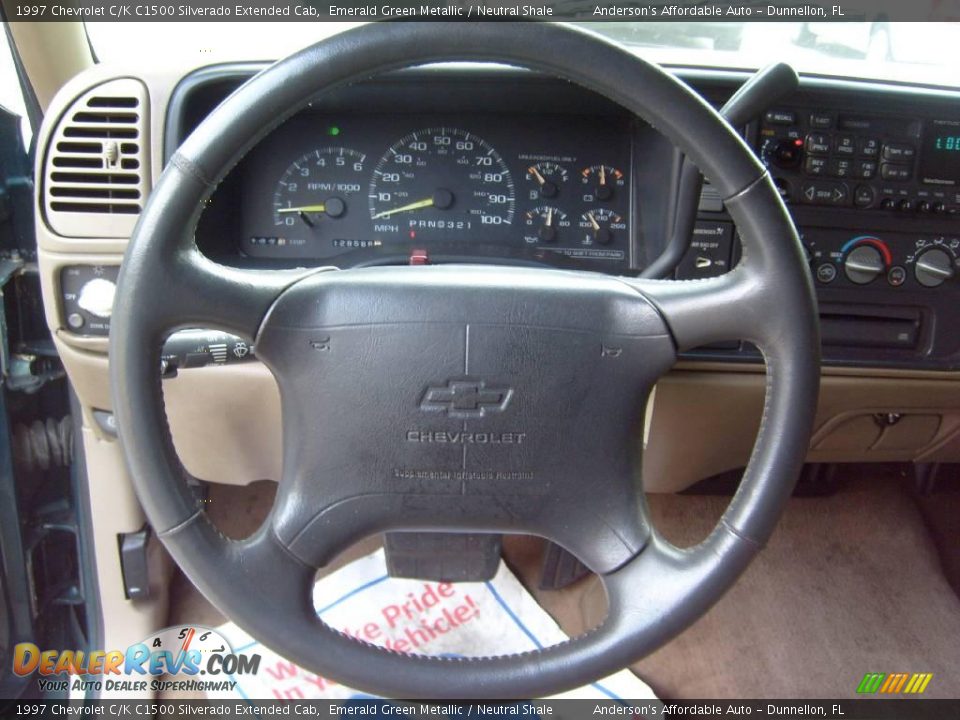 1997 Chevrolet C/K C1500 Silverado Extended Cab Emerald Green Metallic / Neutral Shale Photo #21