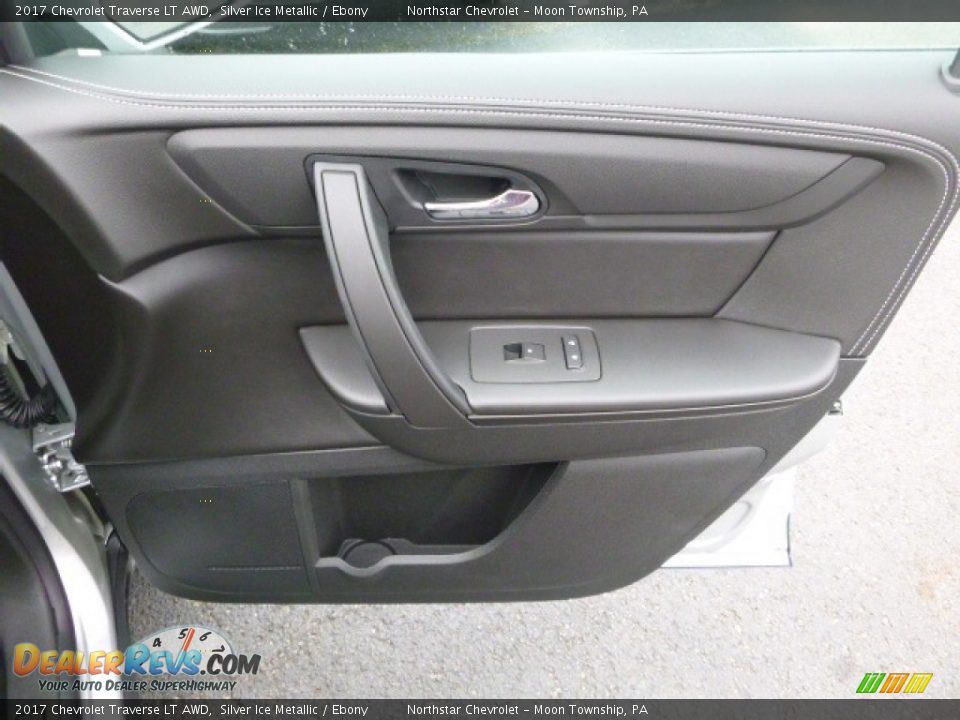 2017 Chevrolet Traverse LT AWD Silver Ice Metallic / Ebony Photo #9