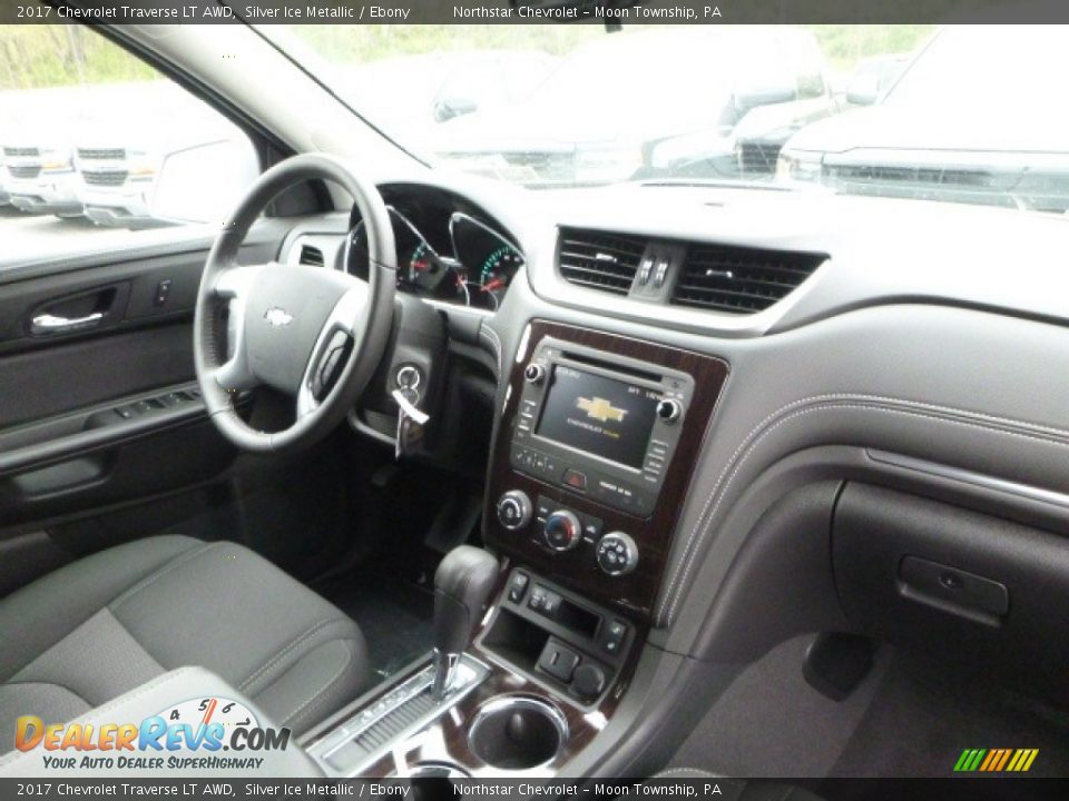 2017 Chevrolet Traverse LT AWD Silver Ice Metallic / Ebony Photo #11