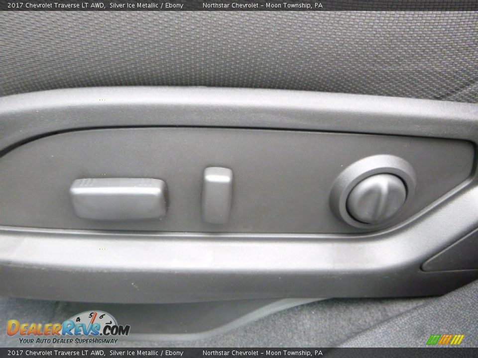 2017 Chevrolet Traverse LT AWD Silver Ice Metallic / Ebony Photo #18