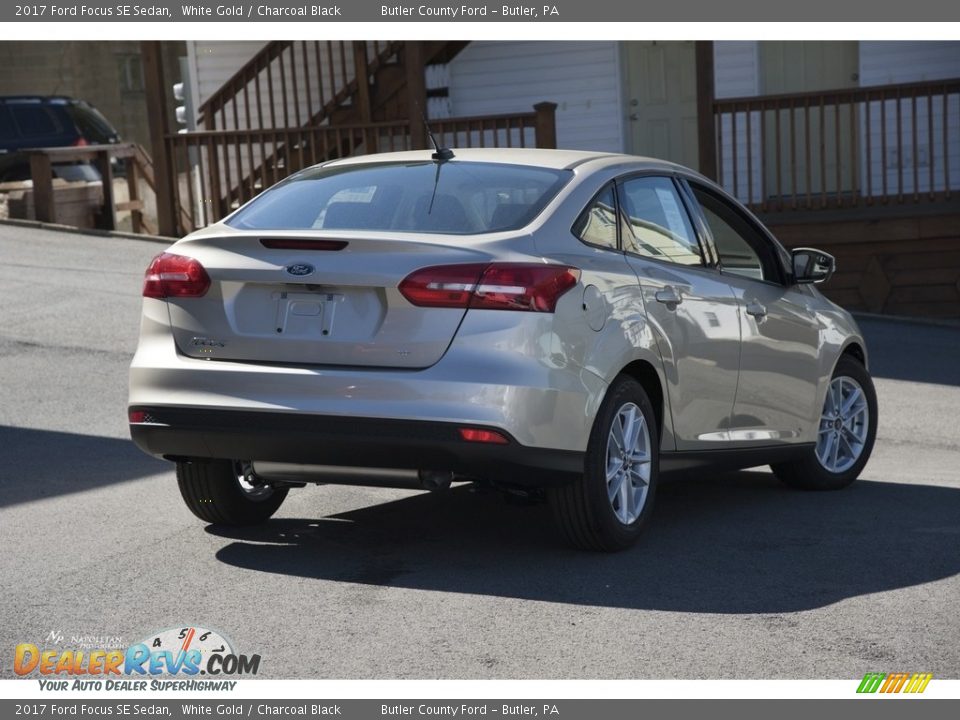 2017 Ford Focus SE Sedan White Gold / Charcoal Black Photo #3