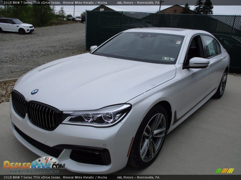 2018 BMW 7 Series 750i xDrive Sedan Mineral White Metallic / Mocha Photo #7