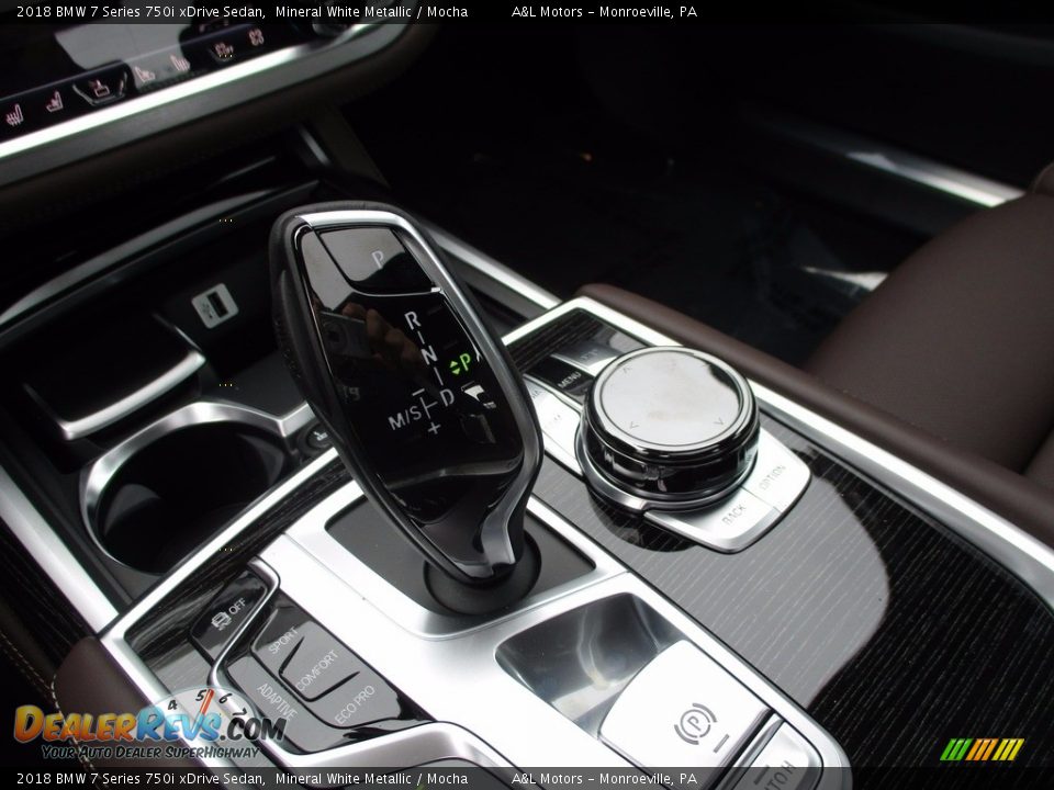 2018 BMW 7 Series 750i xDrive Sedan Shifter Photo #16