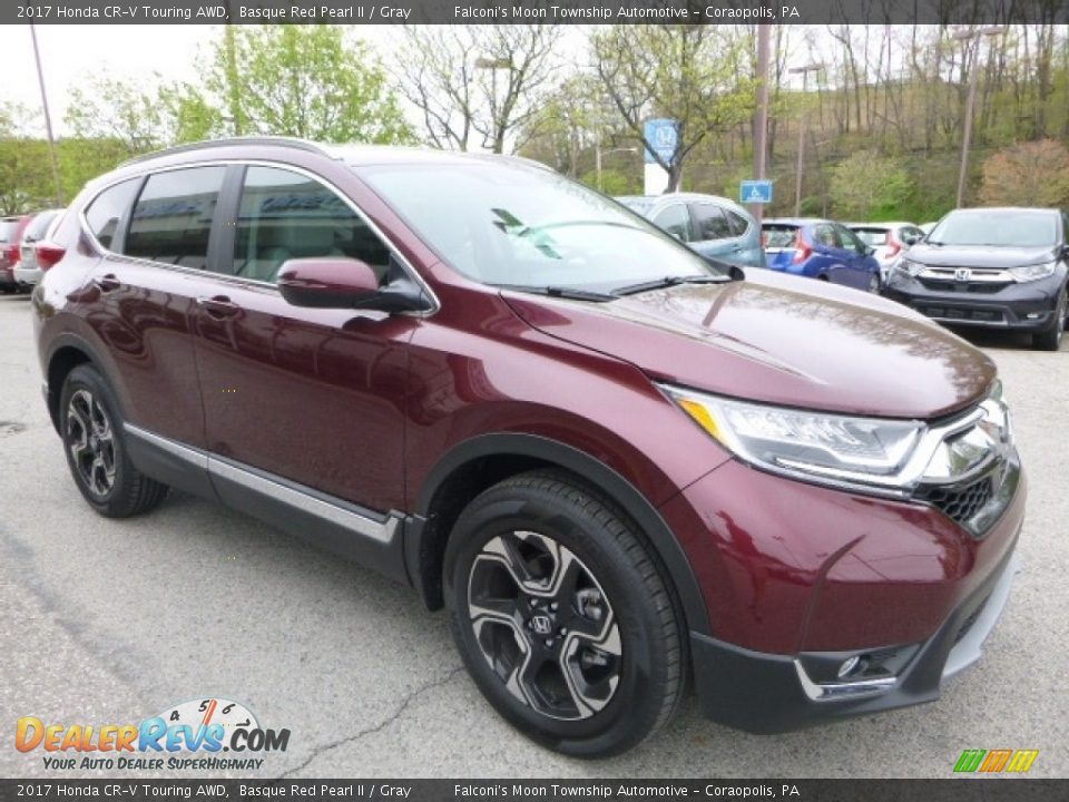 Front 3/4 View of 2017 Honda CR-V Touring AWD Photo #5