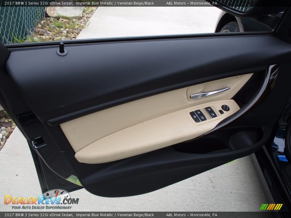 Door Panel of 2017 BMW 3 Series 320i xDrive Sedan Photo #10