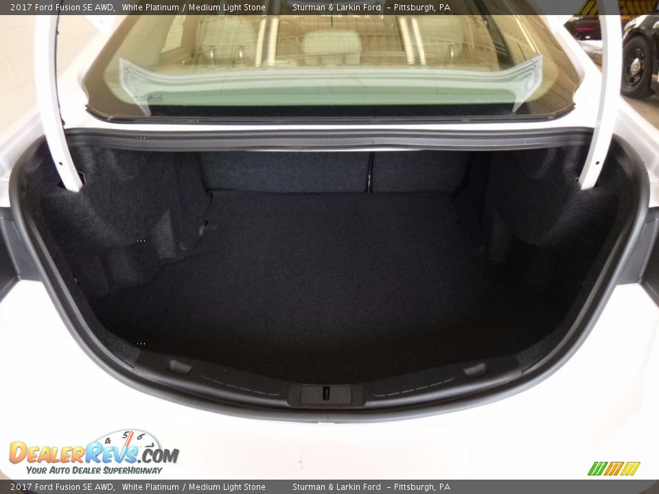 2017 Ford Fusion SE AWD White Platinum / Medium Light Stone Photo #3