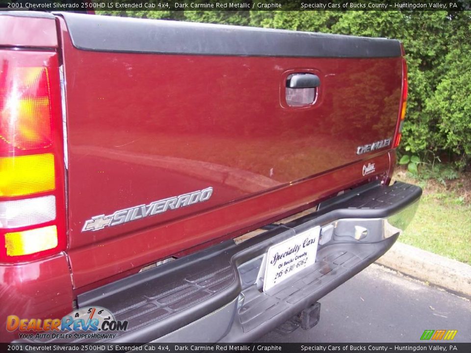 2001 Chevrolet Silverado 2500HD LS Extended Cab 4x4 Dark Carmine Red Metallic / Graphite Photo #11