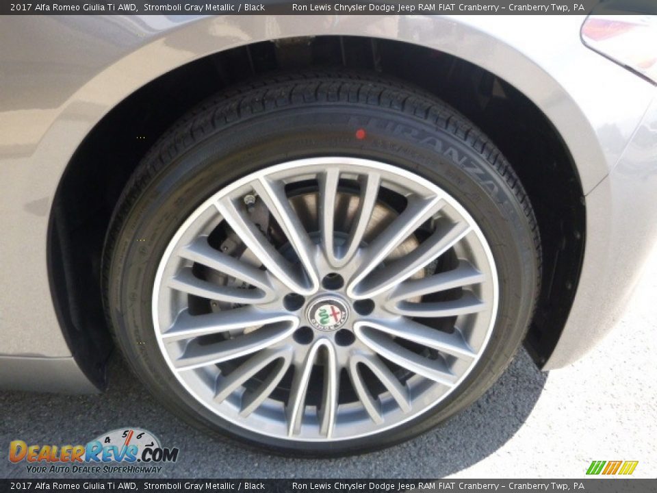 2017 Alfa Romeo Giulia Ti AWD Stromboli Gray Metallic / Black Photo #13