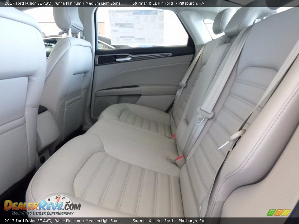 2017 Ford Fusion SE AWD White Platinum / Medium Light Stone Photo #8