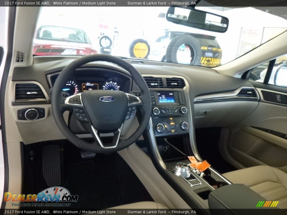 2017 Ford Fusion SE AWD White Platinum / Medium Light Stone Photo #9