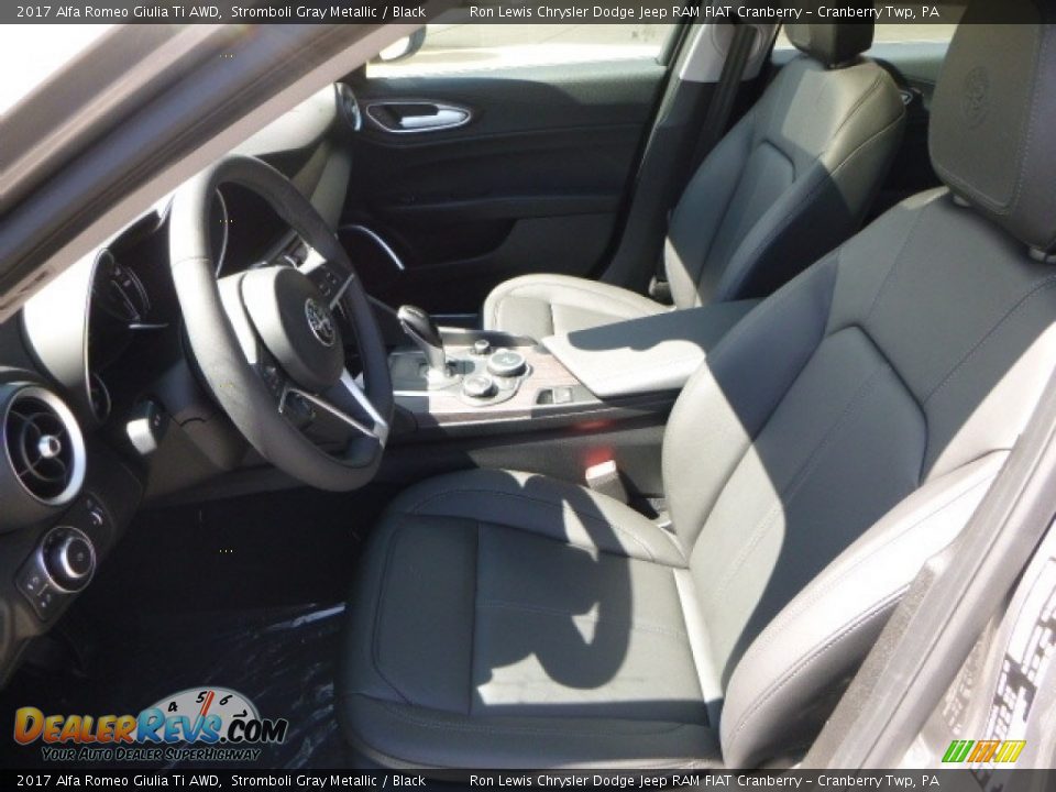 2017 Alfa Romeo Giulia Ti AWD Stromboli Gray Metallic / Black Photo #20