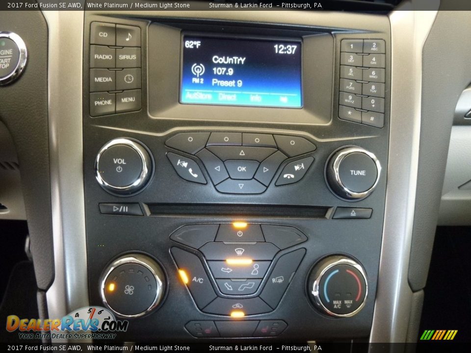 2017 Ford Fusion SE AWD White Platinum / Medium Light Stone Photo #15