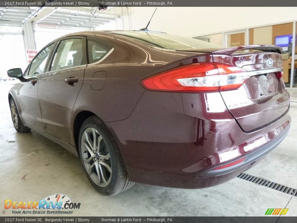 2017 Ford Fusion SE Burgundy Velvet / Ebony Photo #4