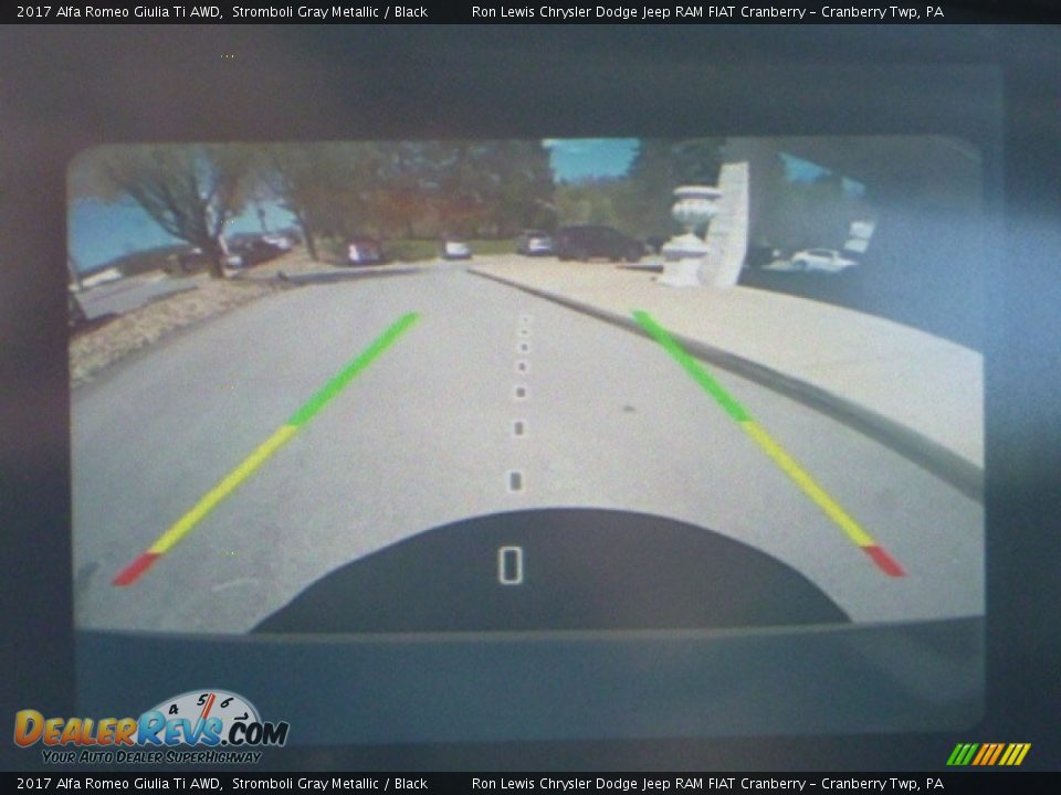 2017 Alfa Romeo Giulia Ti AWD Stromboli Gray Metallic / Black Photo #30