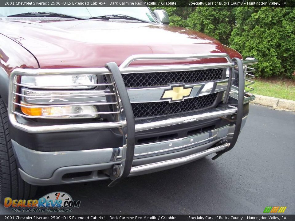 2001 Chevrolet Silverado 2500HD LS Extended Cab 4x4 Dark Carmine Red Metallic / Graphite Photo #24