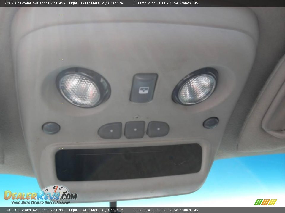 2002 Chevrolet Avalanche Z71 4x4 Light Pewter Metallic / Graphite Photo #13
