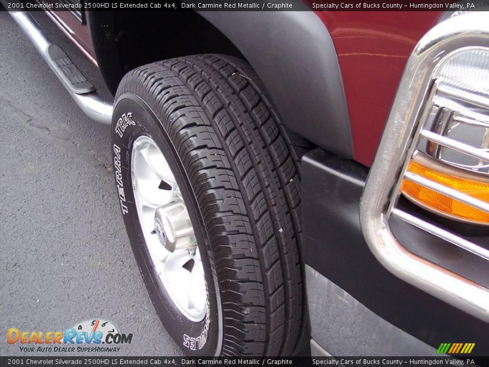 2001 Chevrolet Silverado 2500HD LS Extended Cab 4x4 Dark Carmine Red Metallic / Graphite Photo #25