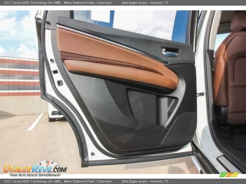 Door Panel of 2017 Acura MDX Technology SH-AWD Photo #18