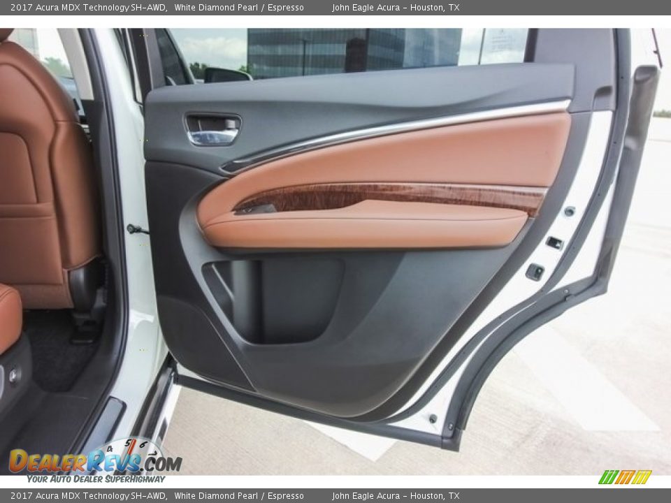 Door Panel of 2017 Acura MDX Technology SH-AWD Photo #23
