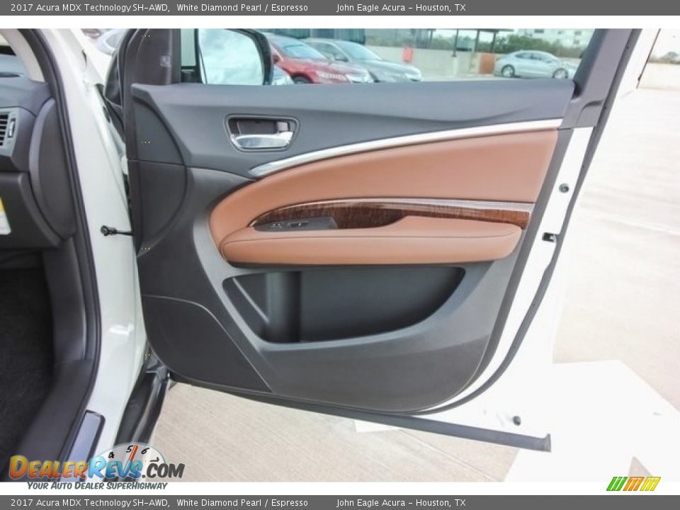 Door Panel of 2017 Acura MDX Technology SH-AWD Photo #26