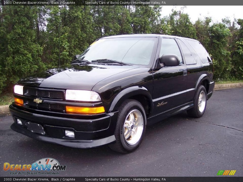 2003 Chevrolet Blazer Xtreme Black / Graphite Photo #3