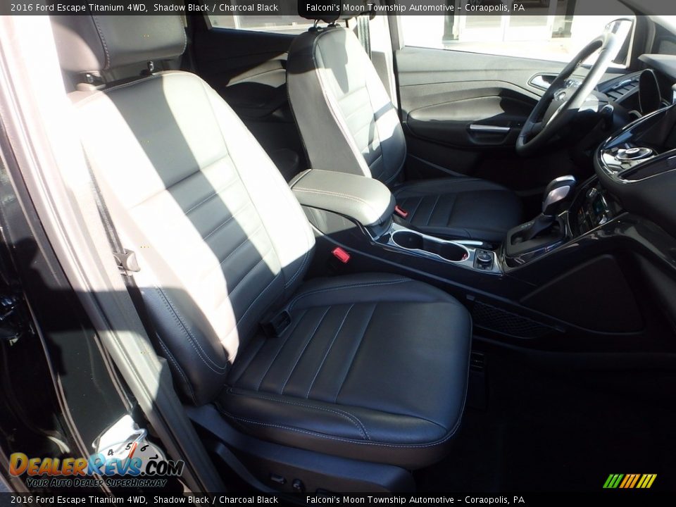 2016 Ford Escape Titanium 4WD Shadow Black / Charcoal Black Photo #11