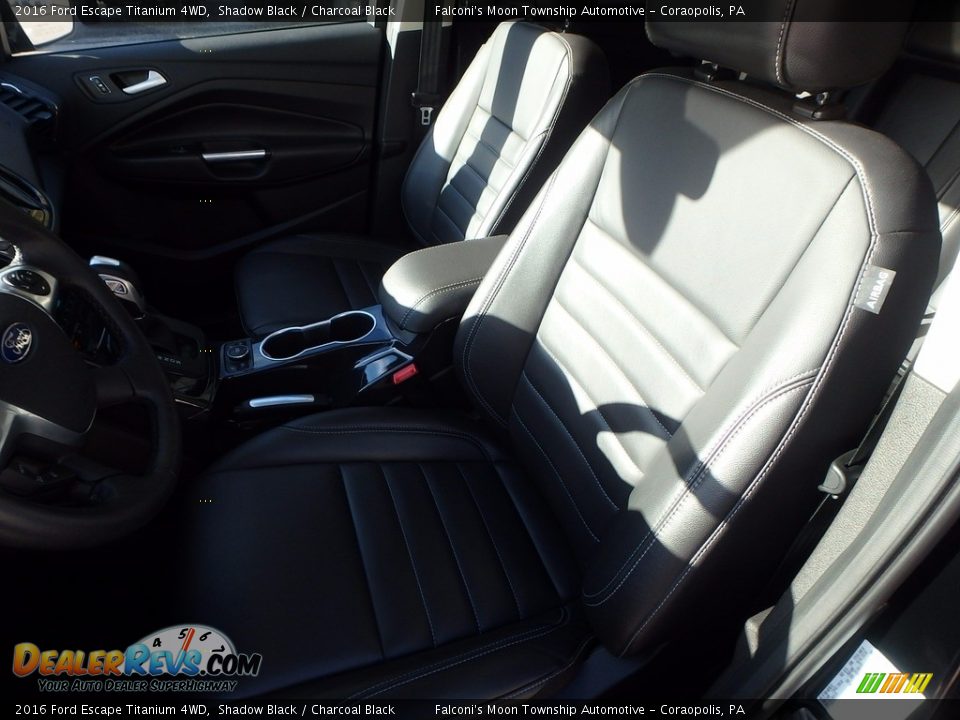 2016 Ford Escape Titanium 4WD Shadow Black / Charcoal Black Photo #16
