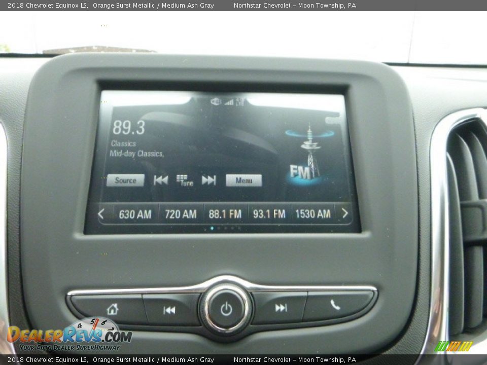 Controls of 2018 Chevrolet Equinox LS Photo #18