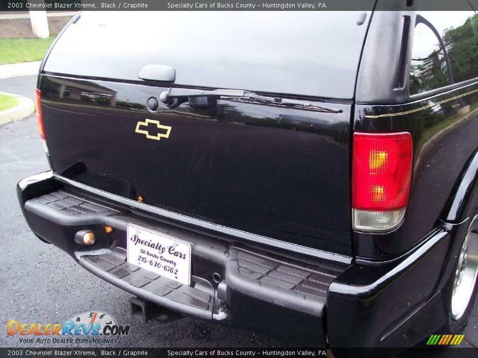 2003 Chevrolet Blazer Xtreme Black / Graphite Photo #9