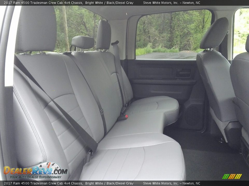 Rear Seat of 2017 Ram 4500 Tradesman Crew Cab 4x4 Chassis Photo #26