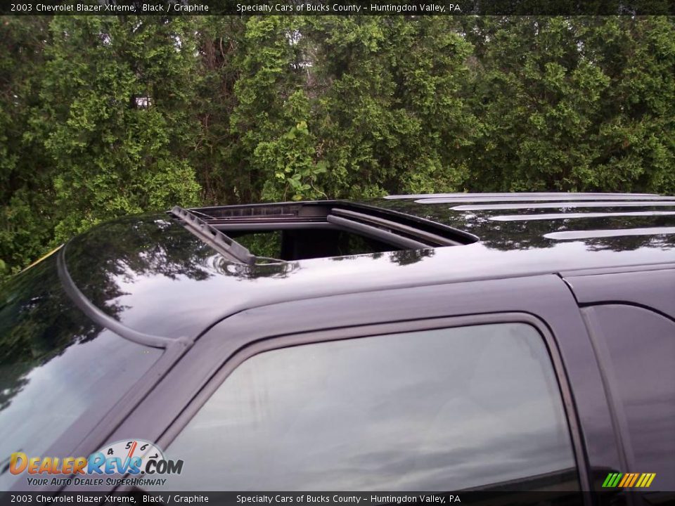 2003 Chevrolet Blazer Xtreme Black / Graphite Photo #14