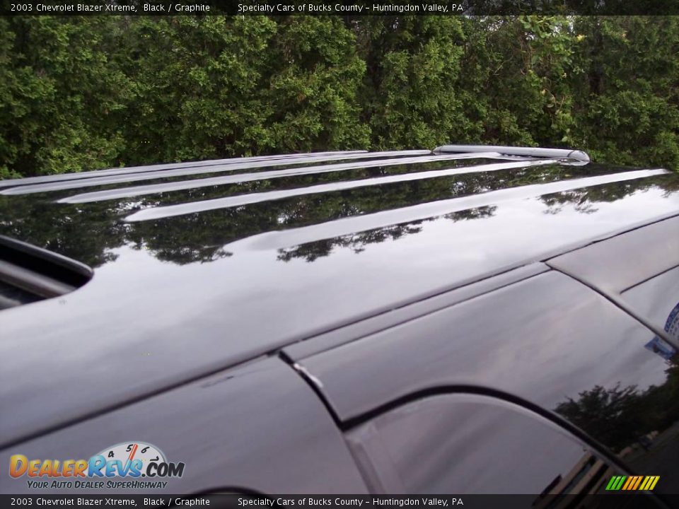 2003 Chevrolet Blazer Xtreme Black / Graphite Photo #15